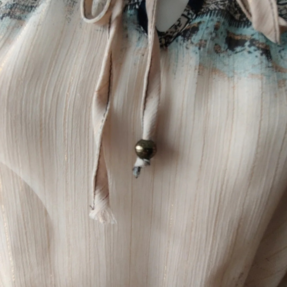 Maurices Peasant Style Top - Picture 3 of 7